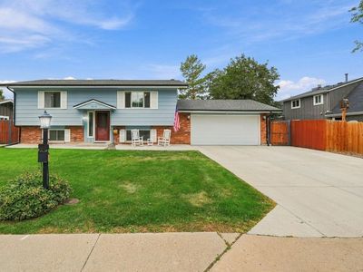 3213 N Custer Ave