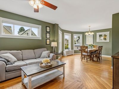 5 Mooney Ave