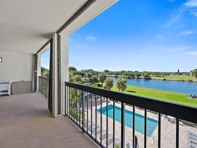 356 GOLFVIEW Road #405