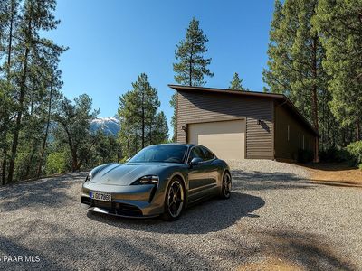 4772 S Juniper Loop Rd