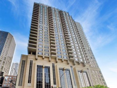 530 N Lake Shore Dr APT 1104