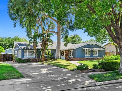 3749 San Rafael Way