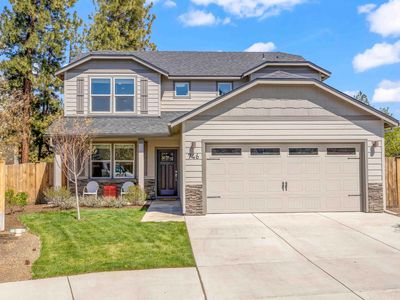 746 N Roundhouse Ct