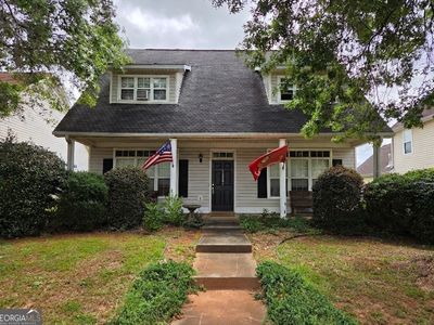 1295 Lafayette Sq