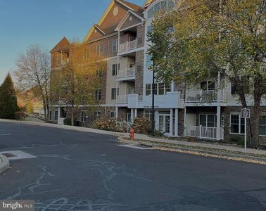 200 Ernest Way APT 236