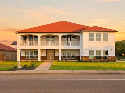 3001 Ocean Dr