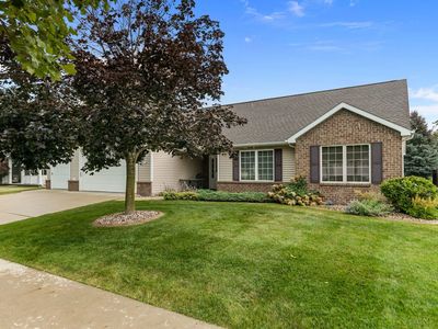4013 E Benvalley Dr