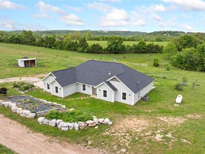 307 Whitetail Dr