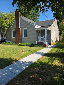 127 Forrest Ave