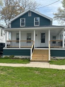 6 Lake Ave