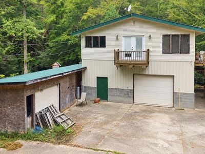 32 Gabriel Cir