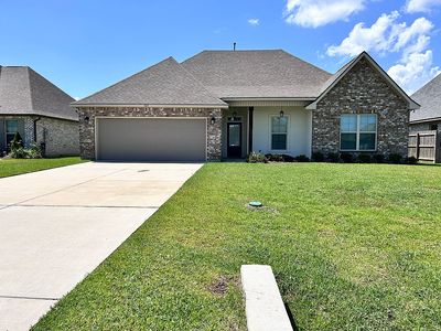 Property at 105 Cypress Park Ln, Belle Chasse, LA