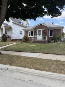 1508 W Lawn AVENUE