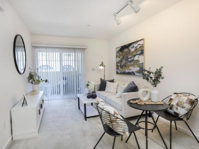 3128 Loma Verde Dr APT 115