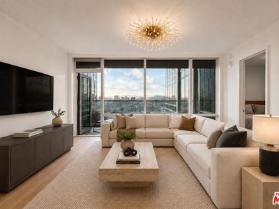 877 S Francisco St #1716