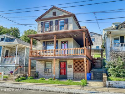 209 Bauer St