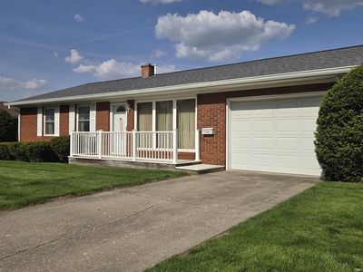 1110 Sunset Dr