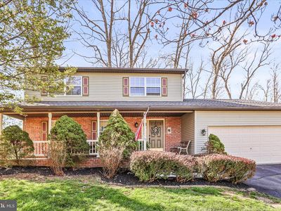 10 Amanda Ave