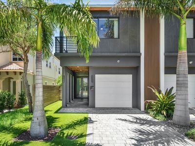 1123 NE 12th Avenue #A