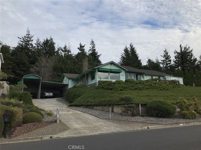 705 Prefontaine Dr
