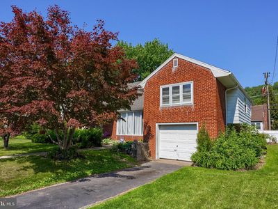 812 Brighton Ave