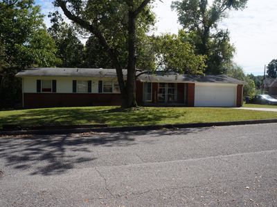 1622 Fernwood Cir