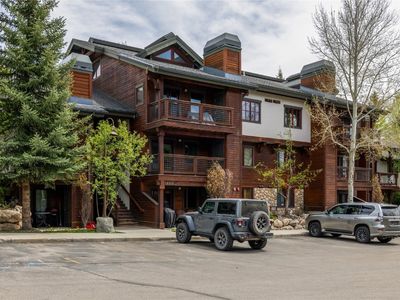 435 Ore House Plz UNIT 202