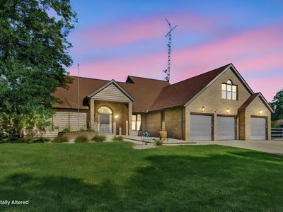 807 Brookpark Rd