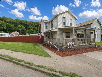 544 E High St