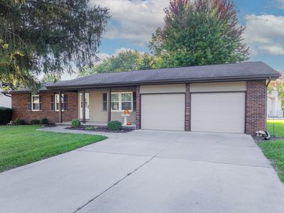 Property at 727 Blackbird Ct, Geneseo, IL