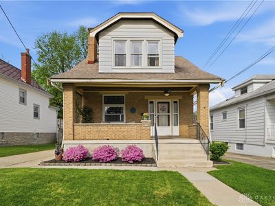 3933 Delmar Ave