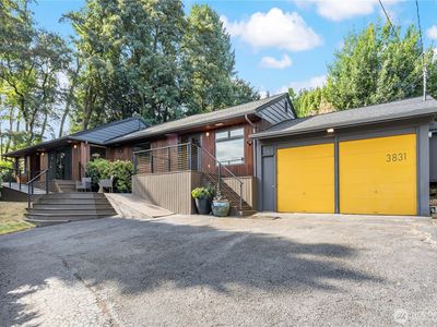 3831 W Lake Sammamish Pkwy NE