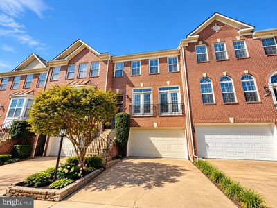 5264 Cozy Glen Ln