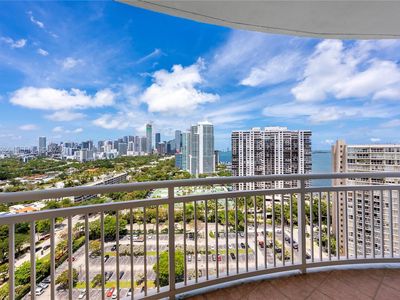 2475 Brickell Ave APT 2206