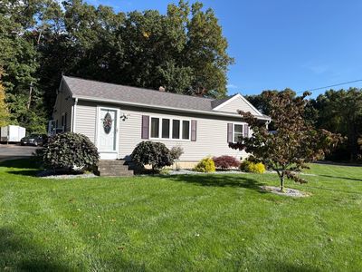 30 Feeding Hills Rd