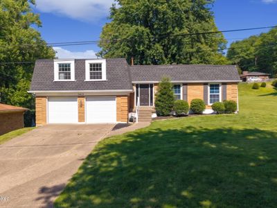 7413 Colt Dr