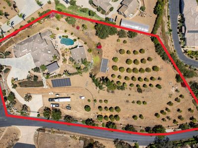 5148 Minneola Dr