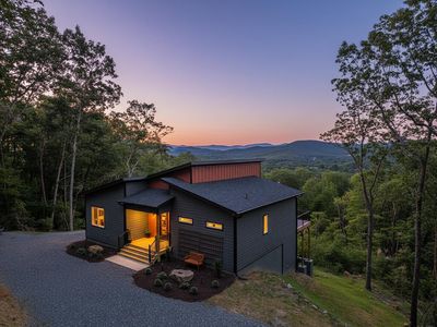 156 Sky High Dr