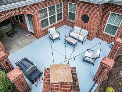 606 Indian Lake Dr SE