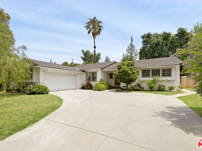 8326 Fable Ave