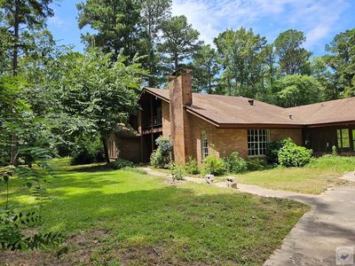 Property at 1002 S Louise St, Atlanta, TX