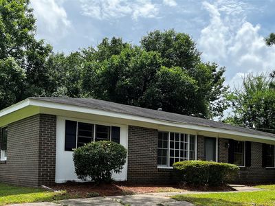 Property at 504 Woodrow Ave, Selma, AL
