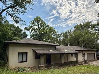 3222 W Glen Ave