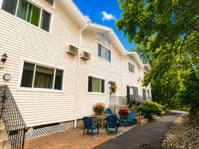 48 Scenic Cir
