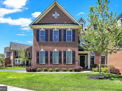 86 Rittenhouse Cir