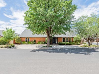 4611 Dalton Dr
