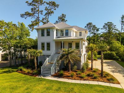 1443 Headquarters Plantation Dr