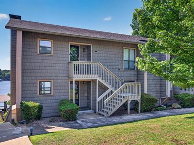 250 Grand Isle Dr APT 3C