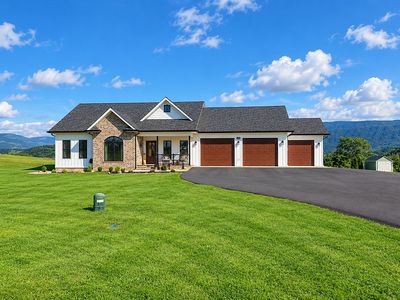 232 Ridge Dr
