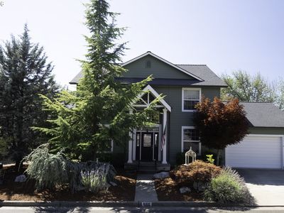 556 N View Dr